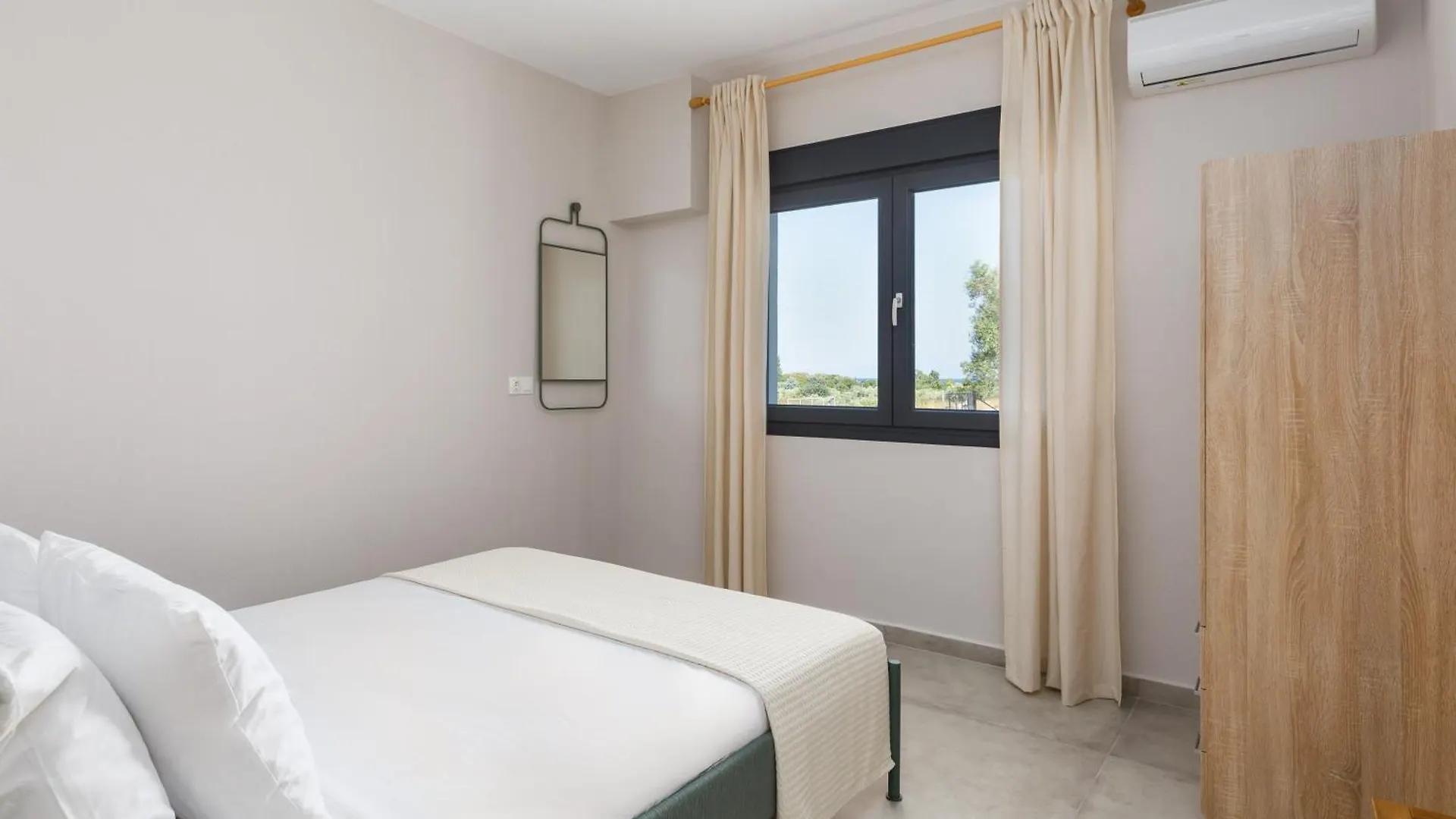 Amalfi By Halu!, Apartment With Private Garden Agios Nikolaos  Grækenland